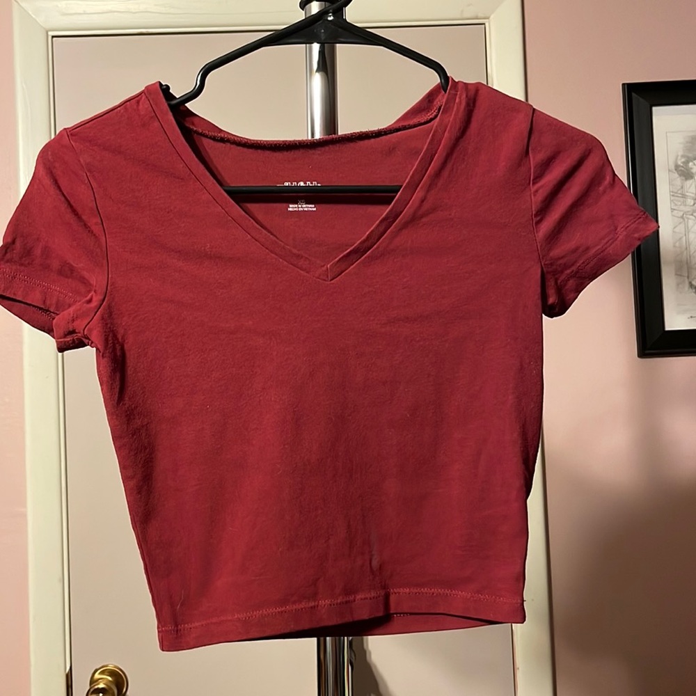 Maroon crop top
